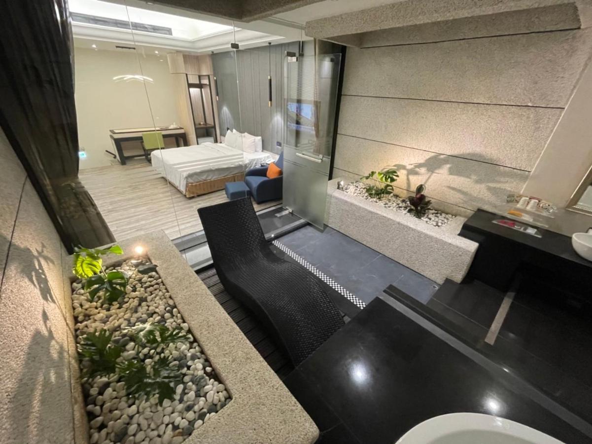 Minimalist Fashion Motel Таоуан Екстериор снимка