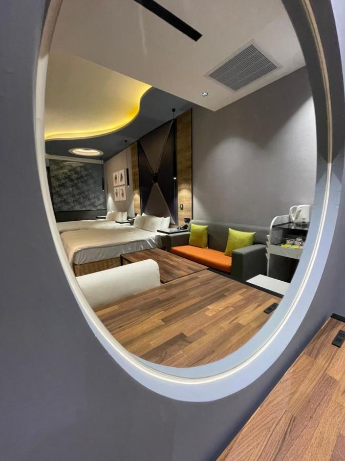 Minimalist Fashion Motel Таоуан Екстериор снимка