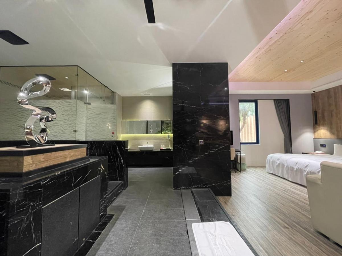 Minimalist Fashion Motel Таоуан Екстериор снимка
